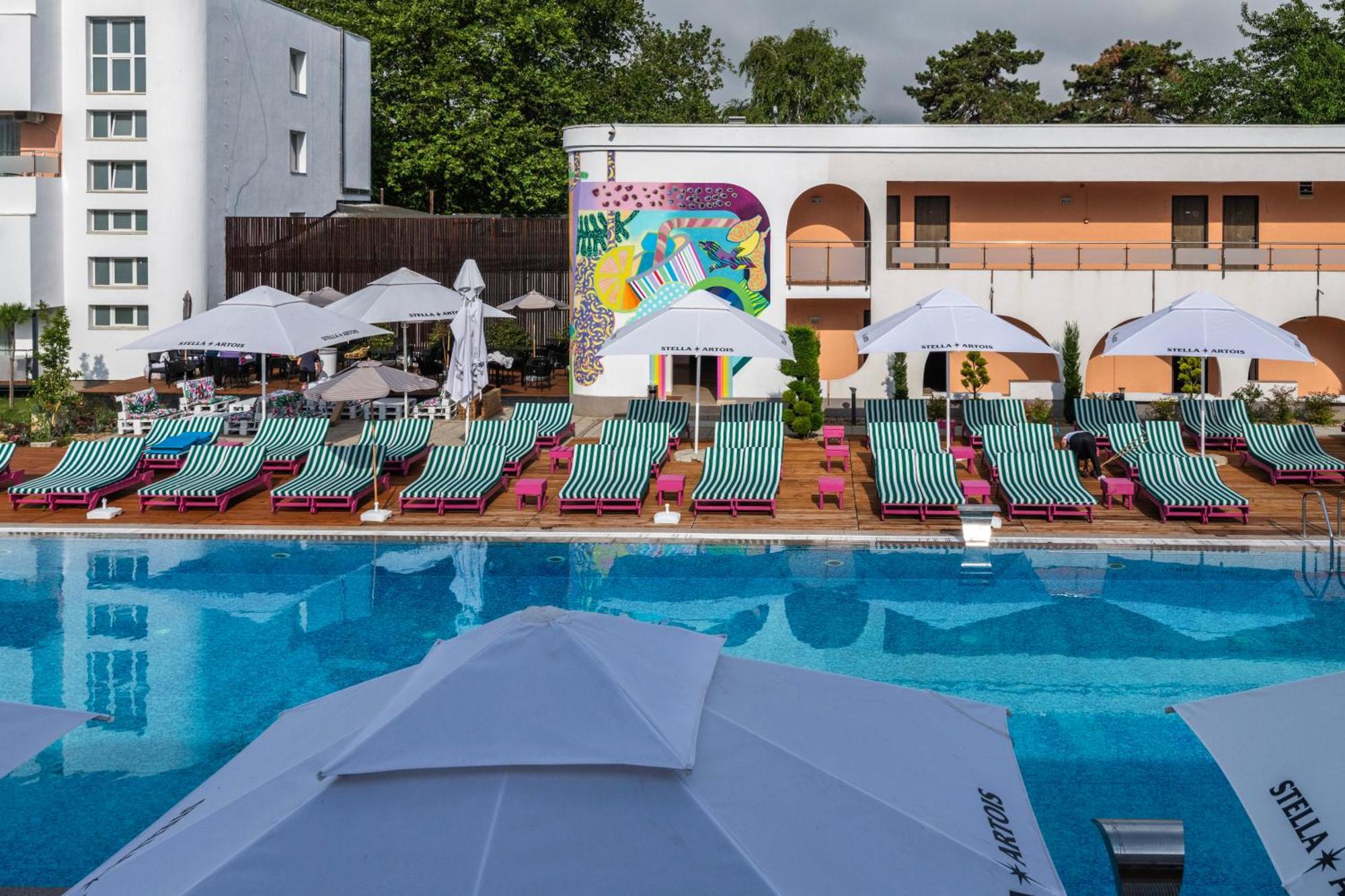 Отель Ibis Styles Венус Экстерьер фото