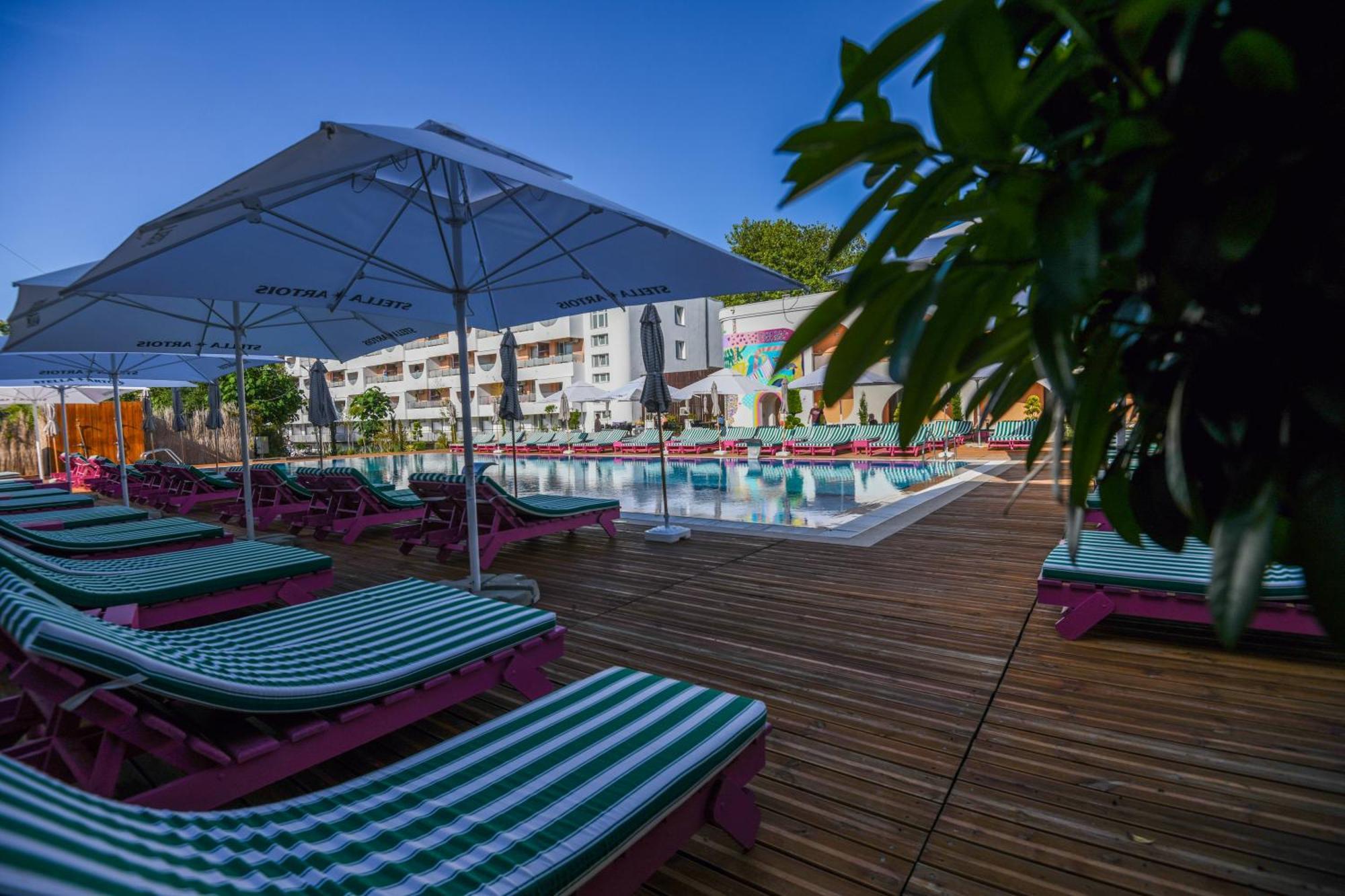 Отель Ibis Styles Венус Экстерьер фото