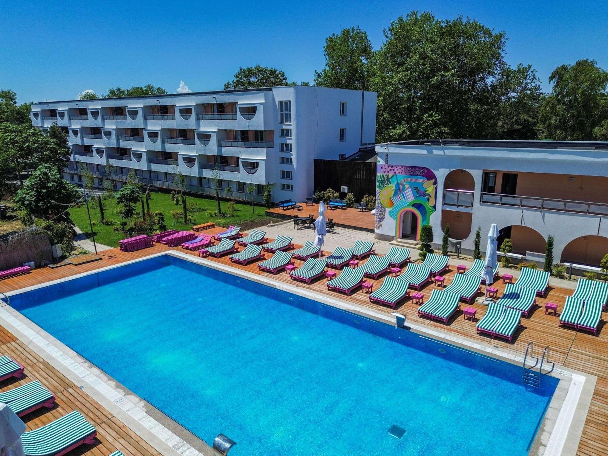 Отель Ibis Styles Венус Экстерьер фото