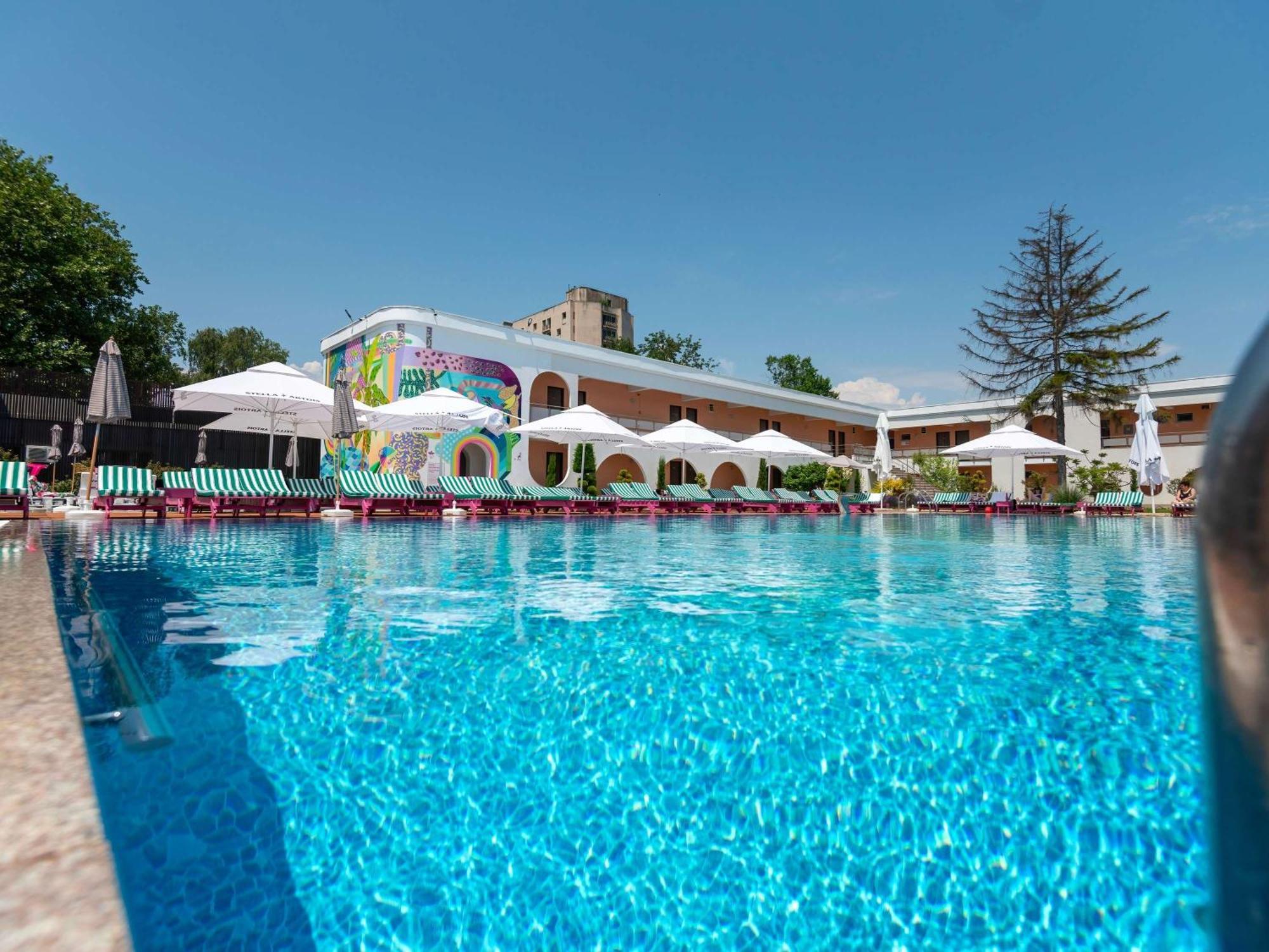 Отель Ibis Styles Венус Экстерьер фото