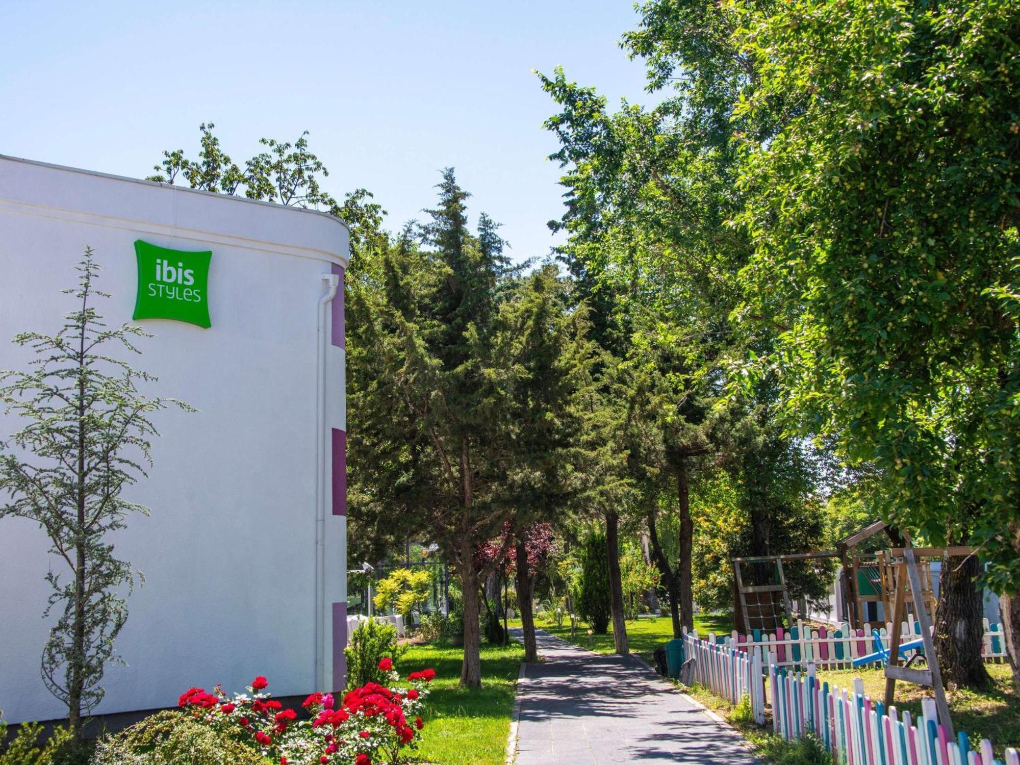 Отель Ibis Styles Венус Экстерьер фото